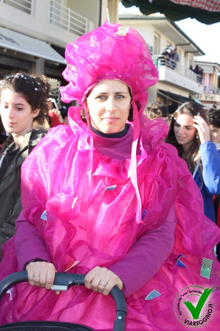 Ingrandisci la foto