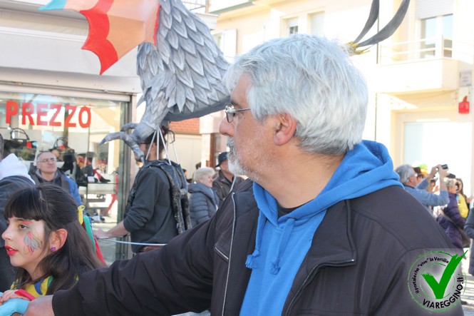 Ingrandisci la foto