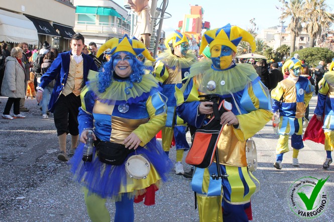 Ingrandisci la foto