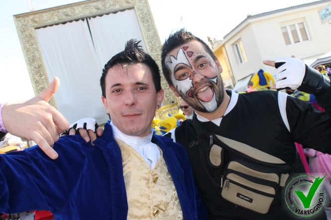 Ingrandisci la foto