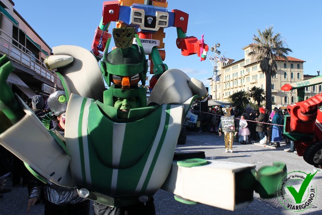 Ingrandisci la foto