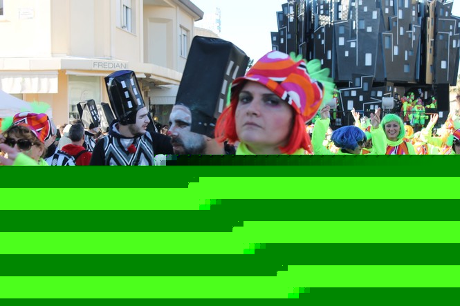 Ingrandisci la foto