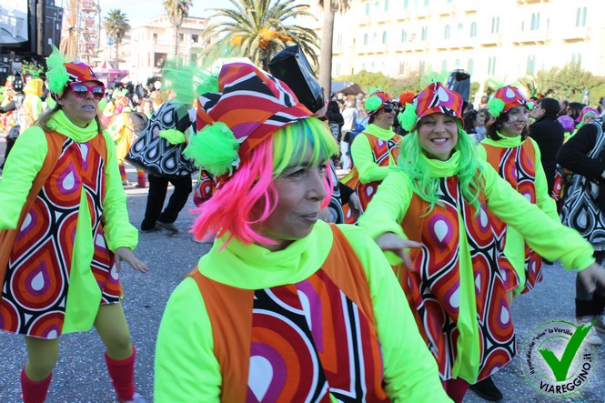 Ingrandisci la foto