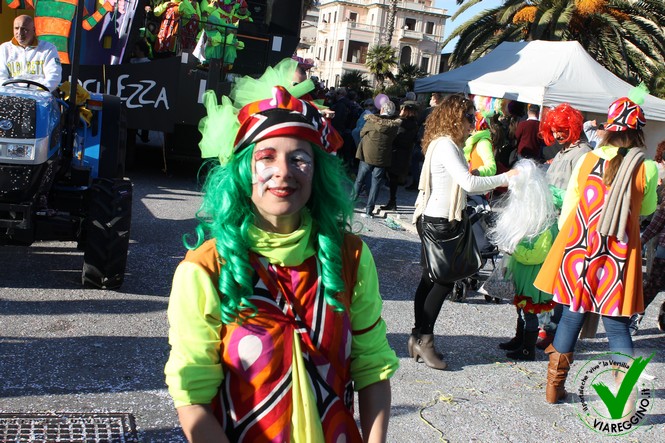 Ingrandisci la foto