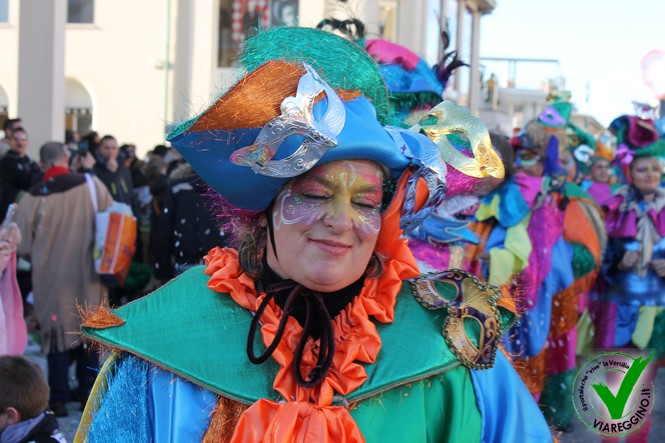 Ingrandisci la foto