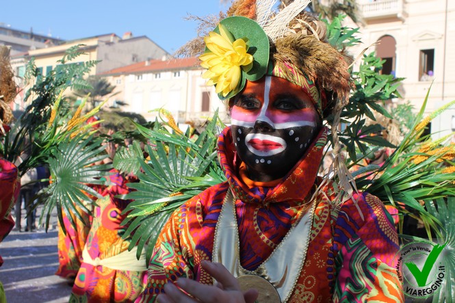 Ingrandisci la foto