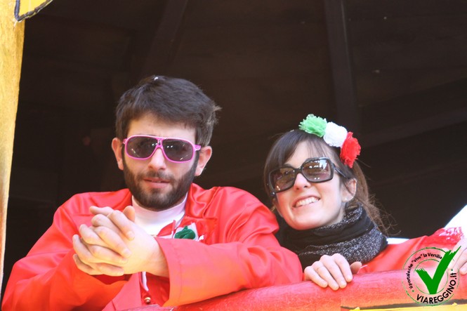 Ingrandisci la foto