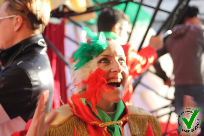 Ingrandisci la foto