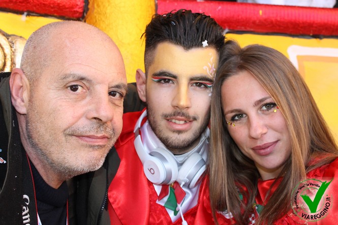 Ingrandisci la foto