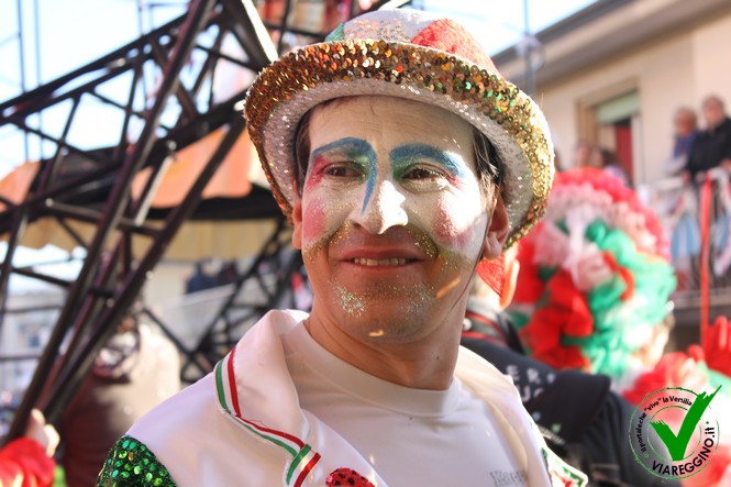 Ingrandisci la foto