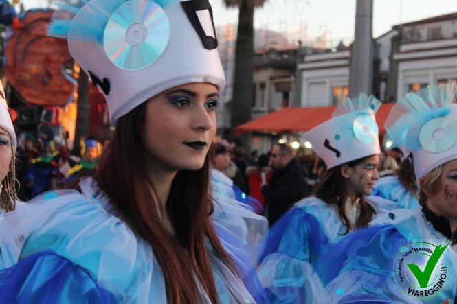 Ingrandisci la foto