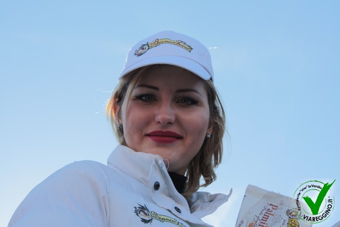 Ingrandisci la foto