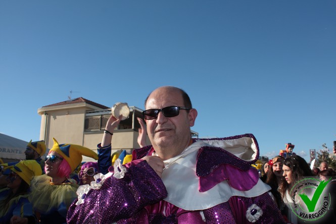 Ingrandisci la foto