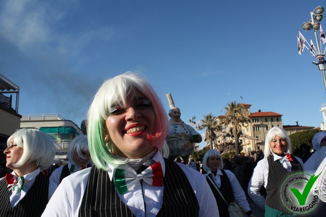 Ingrandisci la foto
