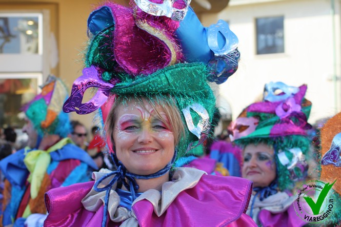 Ingrandisci la foto