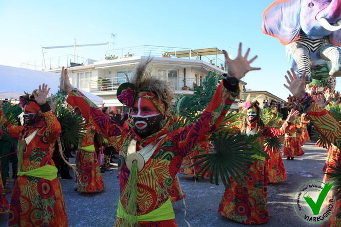Ingrandisci la foto