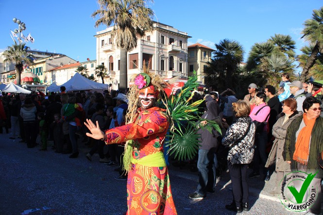 Ingrandisci la foto