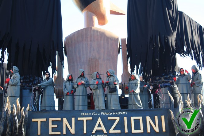 Ingrandisci la foto