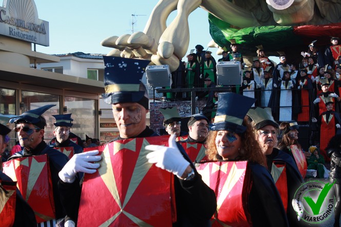 Ingrandisci la foto