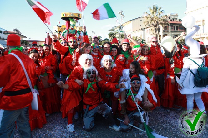 Ingrandisci la foto