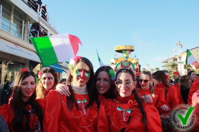 Ingrandisci la foto
