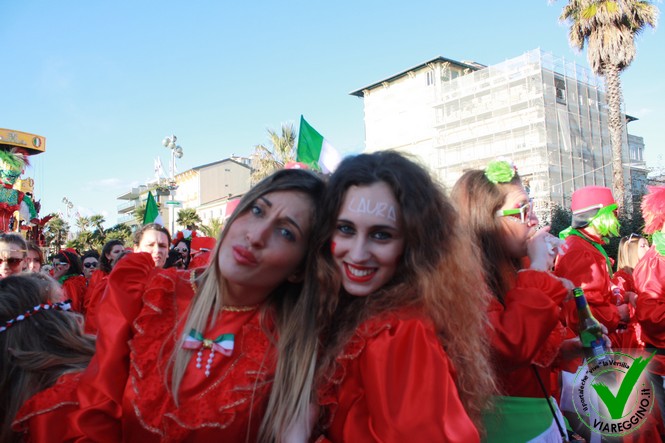 Ingrandisci la foto
