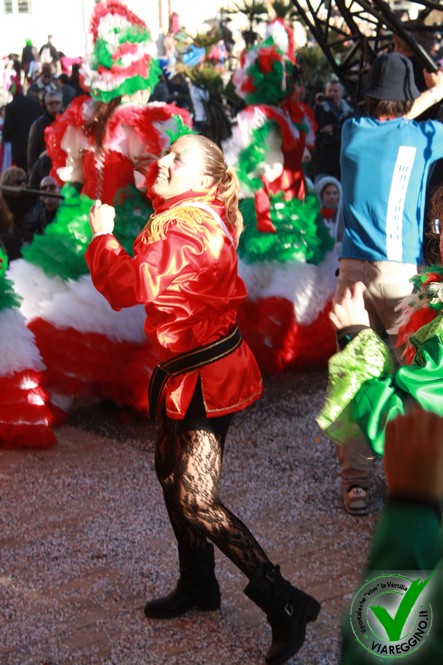 Ingrandisci la foto