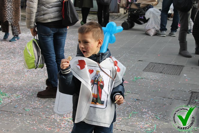 Ingrandisci la foto