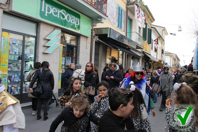 Ingrandisci la foto