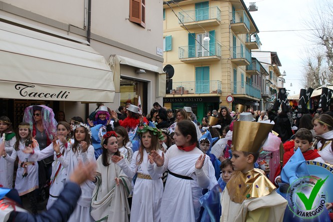 Ingrandisci la foto