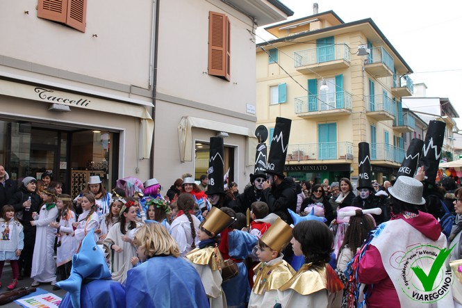 Ingrandisci la foto