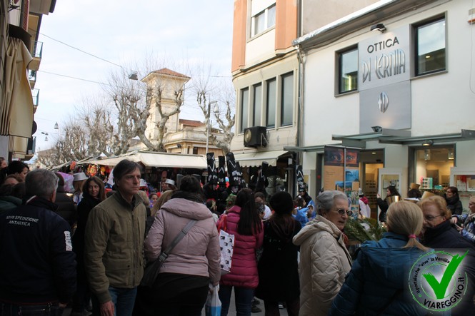 Ingrandisci la foto