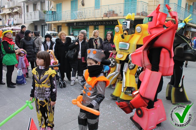 Ingrandisci la foto