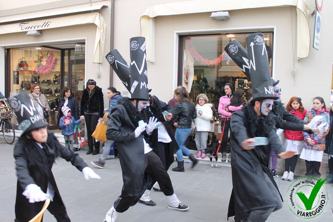 Ingrandisci la foto
