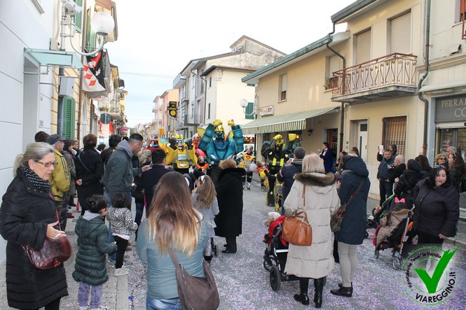 Ingrandisci la foto