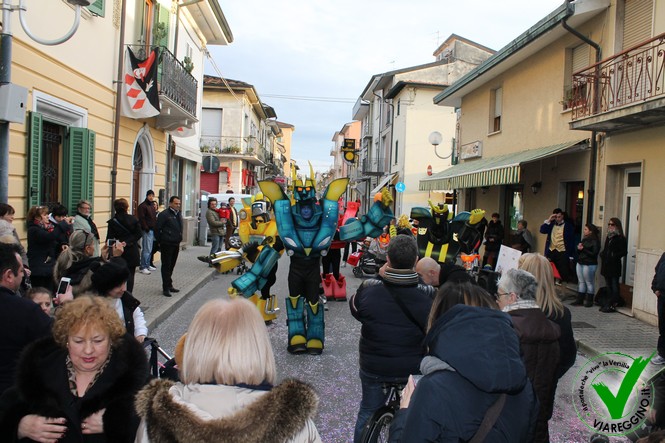 Ingrandisci la foto