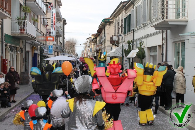 Ingrandisci la foto