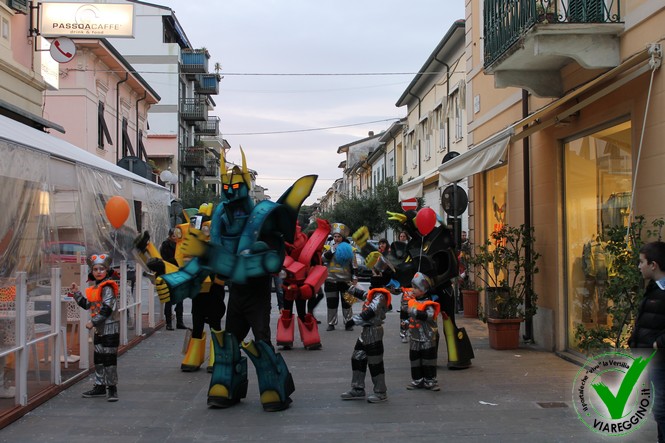 Ingrandisci la foto