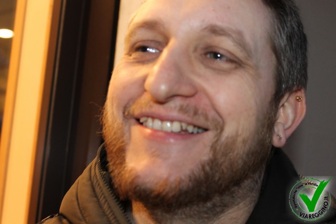 Ingrandisci la foto
