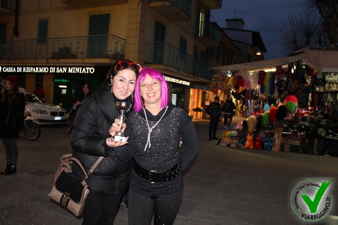 Ingrandisci la foto