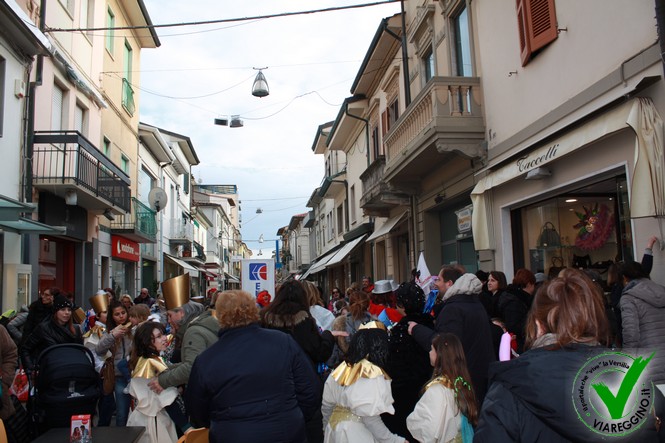 Ingrandisci la foto