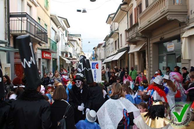 Ingrandisci la foto