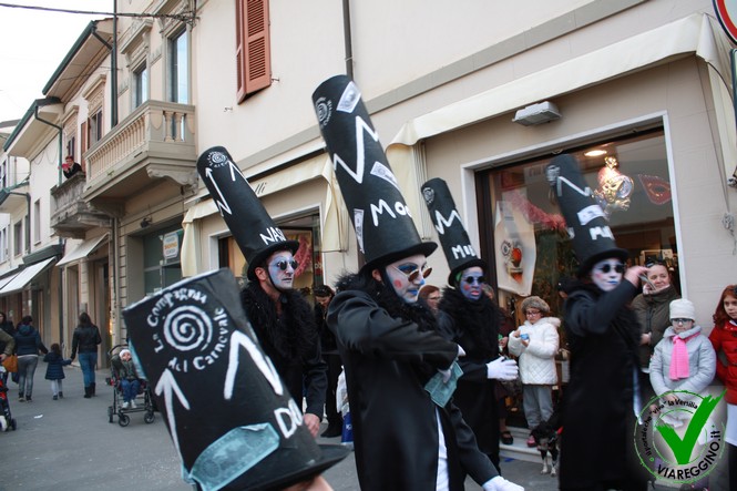 Ingrandisci la foto