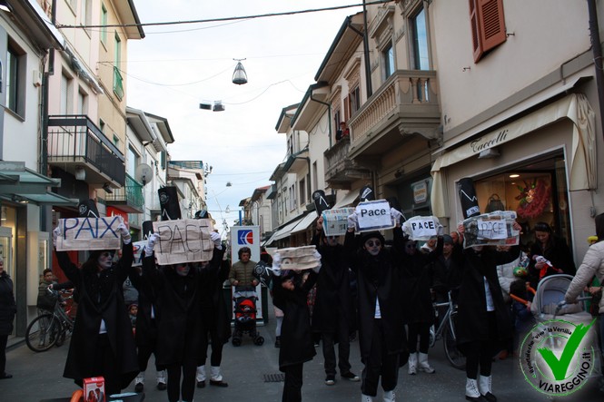 Ingrandisci la foto