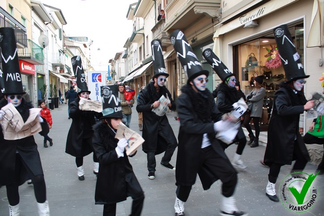 Ingrandisci la foto
