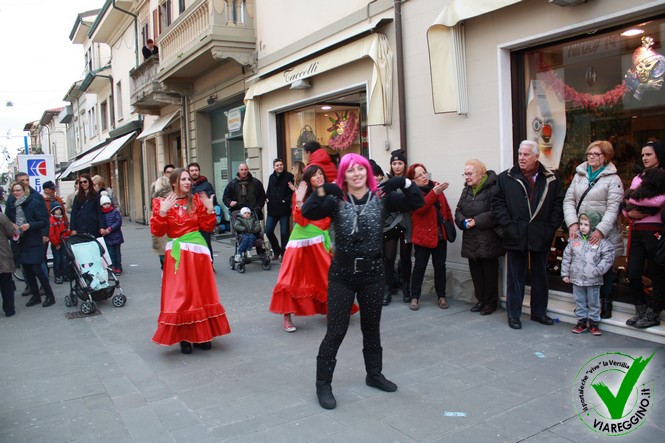Ingrandisci la foto