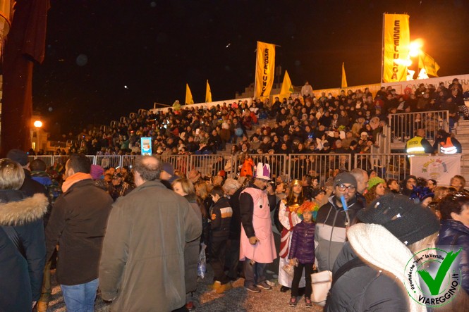Ingrandisci la foto