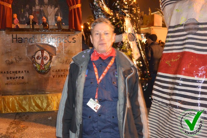 Ingrandisci la foto