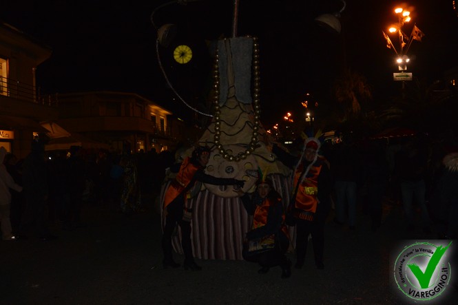 Ingrandisci la foto