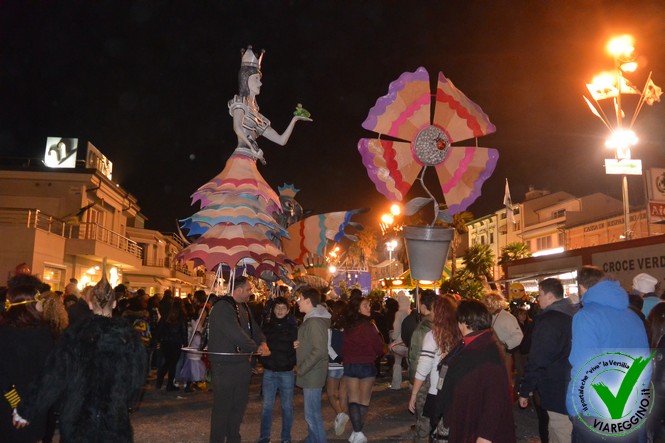 Ingrandisci la foto
